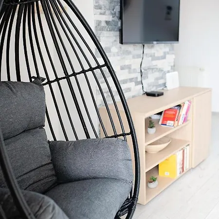 Cozy Modern In The Old Town - Hlavna Street * Košice