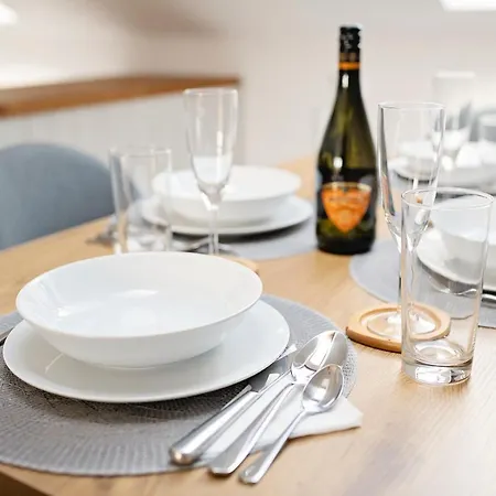 Апартаменты Cozy Modern In The Old Town - Hlavna Street