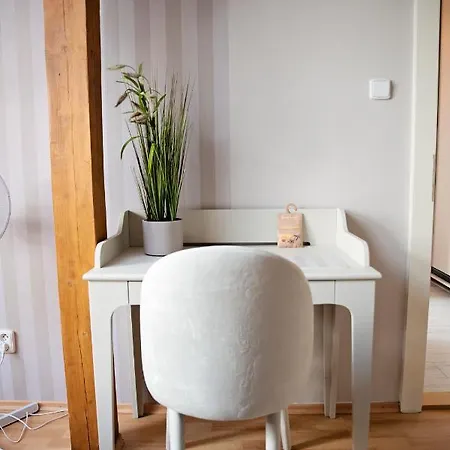 Апартаменты Cozy Modern In The Old Town - Hlavna Street Кошице
