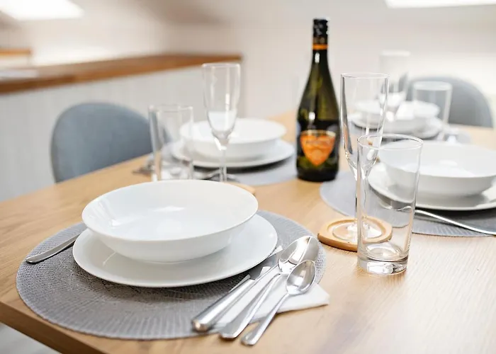 Apartman Cozy Modern In The Old Town - Hlavna Street