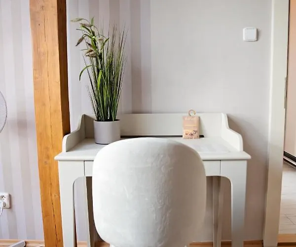 Appartement Cozy Modern In The Old Town - Hlavna Street Košice